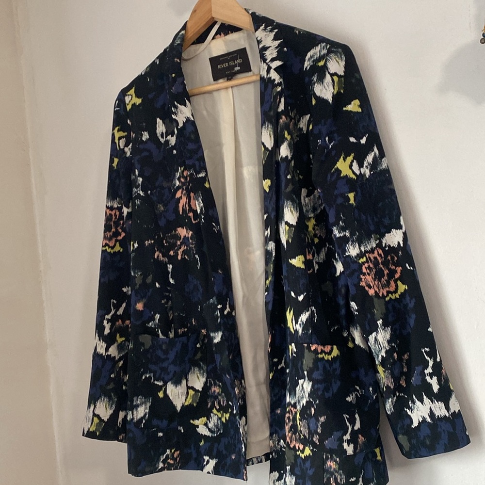 River Island 14 Floral Watercolor Open Front Blazer - Picture 5 of 13